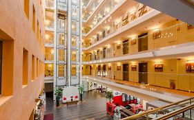 Avalon Hotel & Conferences